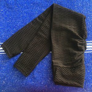 High Wasted Textured Yoga Pants